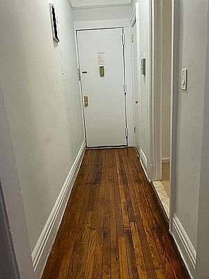 4th image of 4215 34th Ave APT 2G