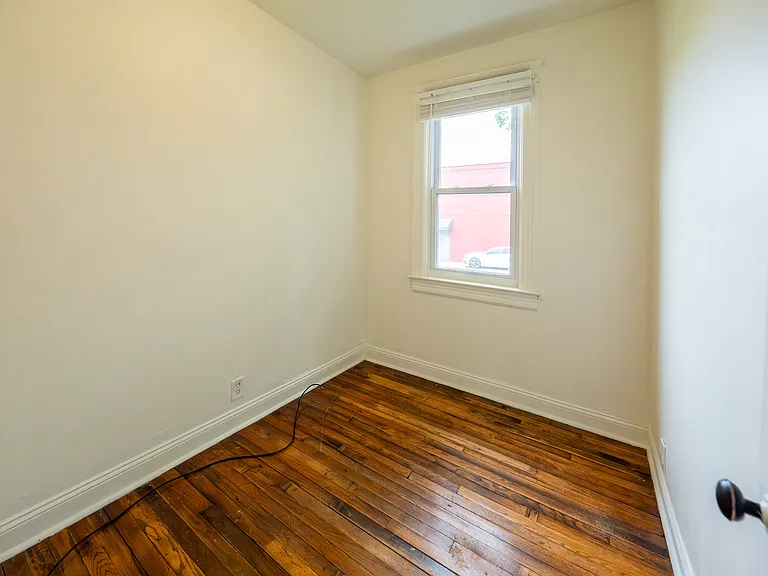 532 Horton Ave — Photo 8