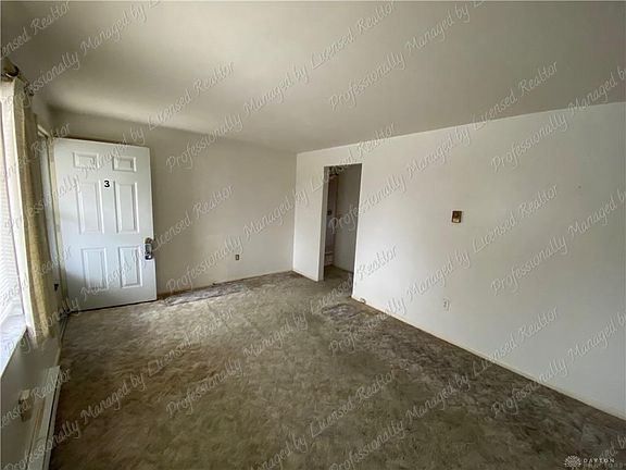 3rd image of 630 High St #3
