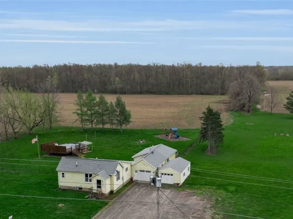 10826 Maple Ridge Rd, Medina, NY 14103