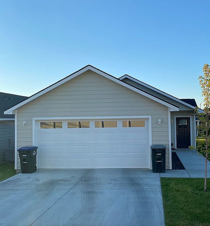 1st image of 123 E 9th Ave #23