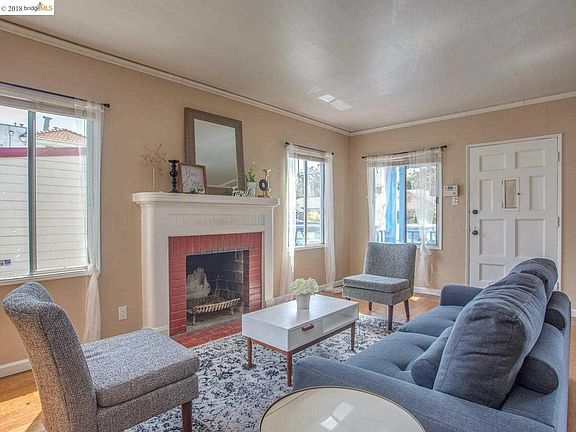 4th image of 8126 Idlewood St