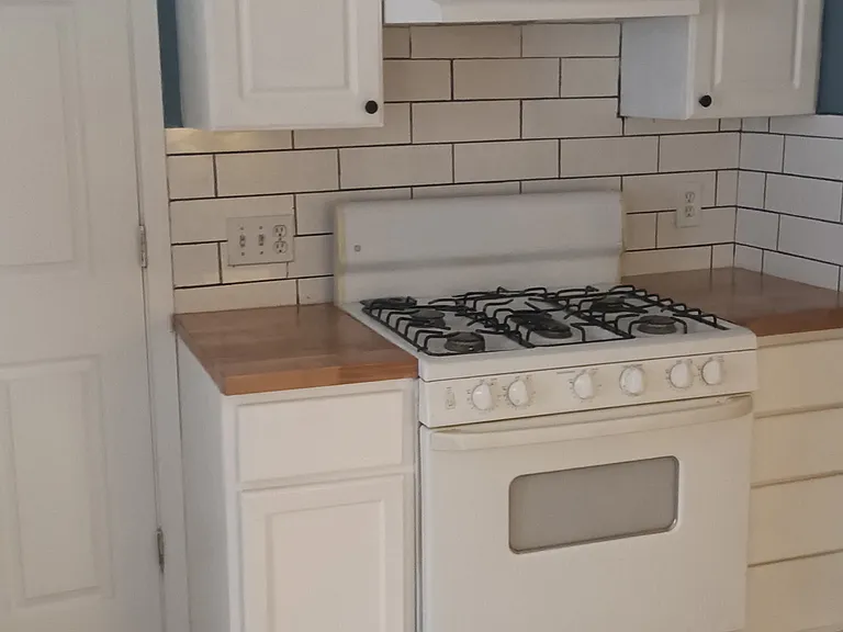 7530 Pennsylvania Ave — Photo 5