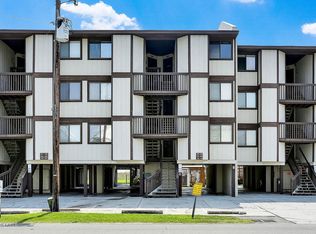 1311 S Lake Park Blvd APT 18B, Carolina Beach, NC 28428
