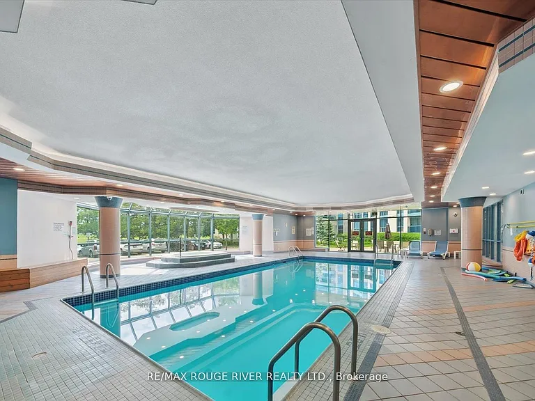 340 Watson St W #305 — Photo 25