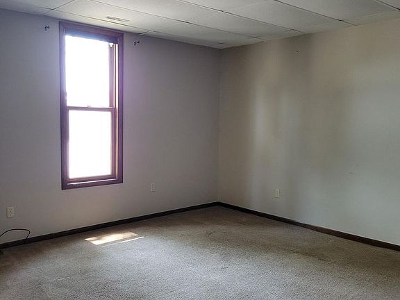 2nd image of 706 S 4th St #B