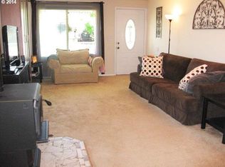 1015 S Pacific St, Newberg, OR 97132