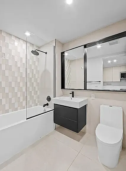 130 Hope St #620A — Photo 3