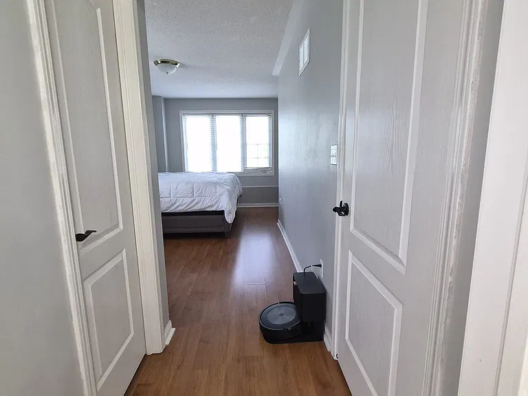 1000 Barclay Cir — Photo 12