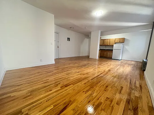 Rented by Bruma Realty LLC | media 3