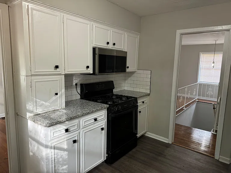 4404 Roman Dr — Photo 14