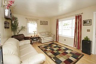 2nd image of 6821 Cameo Ave