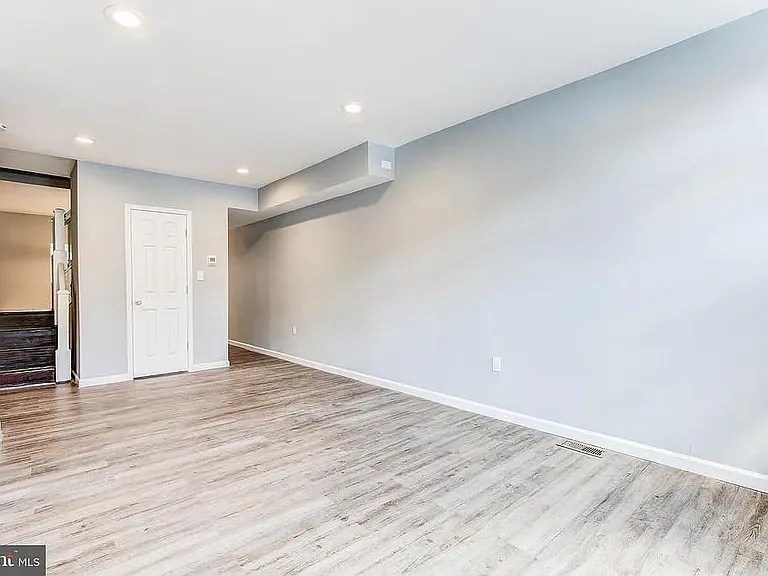 1132 Nanticoke St — Photo 3