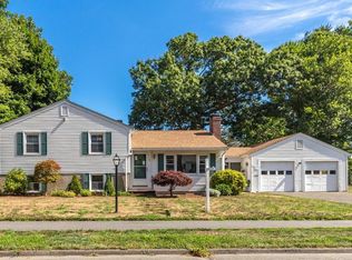 8 Morningside Dr, Danvers, MA 01923