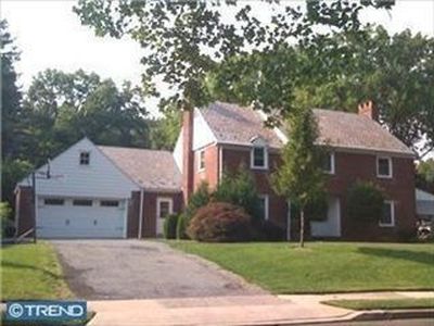 453 Sherwood St, Reading, PA, 19607