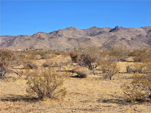 LOT-209A N Houck Rd, Golden Valley, AZ 86413