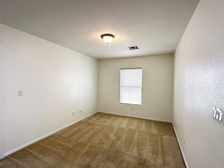 560 Playa Linda Pl — Photo 11