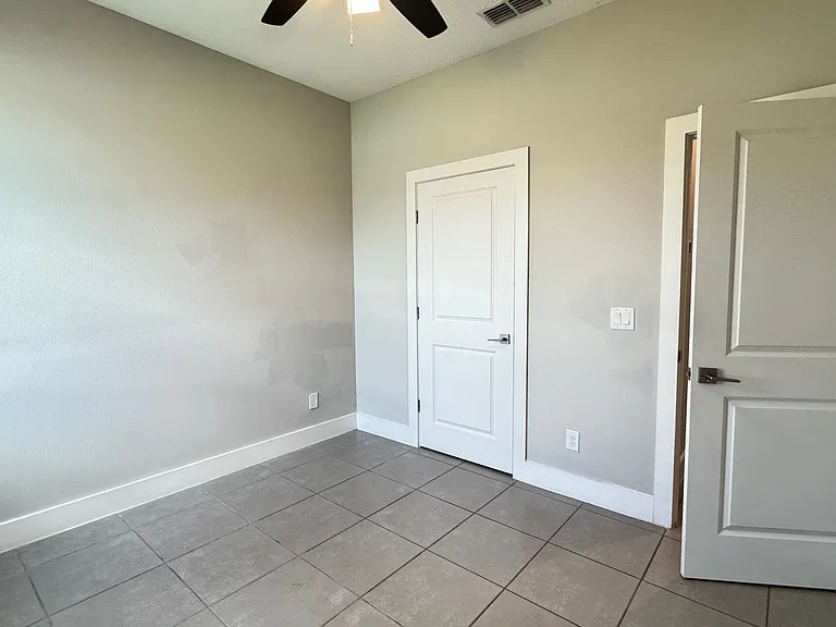 256 Hyacinth Ct — Photo 15