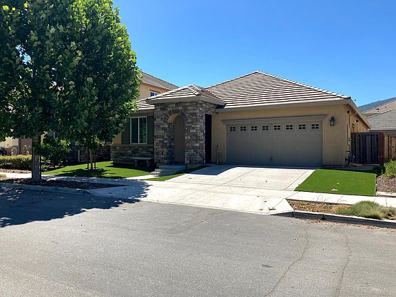 4th image of 1748 Tarragon Dr
