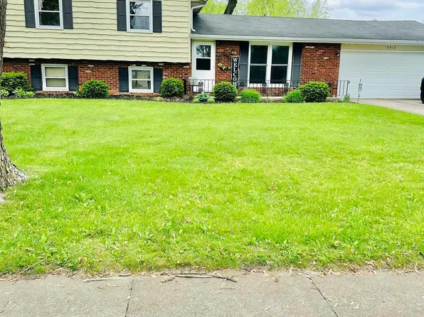 2912 W Twickingham Dr, Muncie, IN 47304