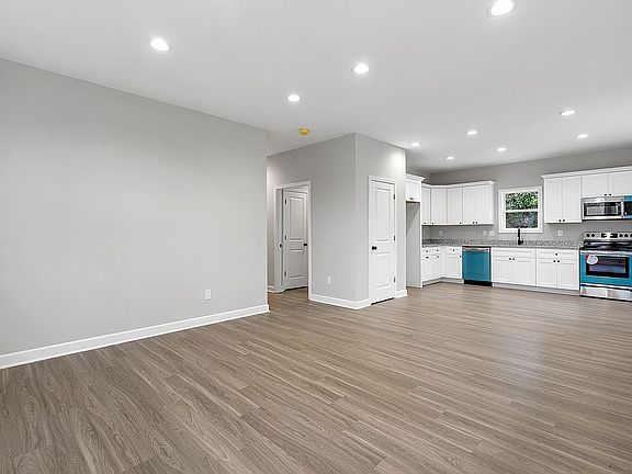 2nd image of 115 Westview Blvd