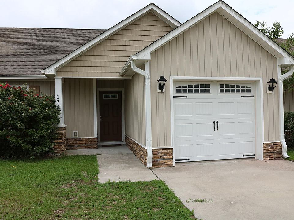176 Pine Hollow Rd.