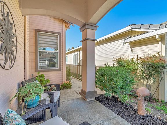 3rd image of 8821 Wine Valley Cir