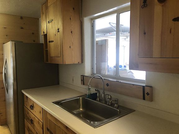4th image of 8754 W Santa Cruz Blvd