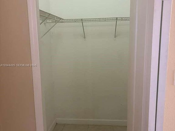 4th image of 1663 SE 27th Dr Unit 207