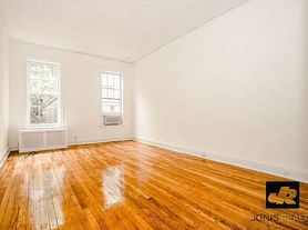 181 Waverly Pl, New York, NY