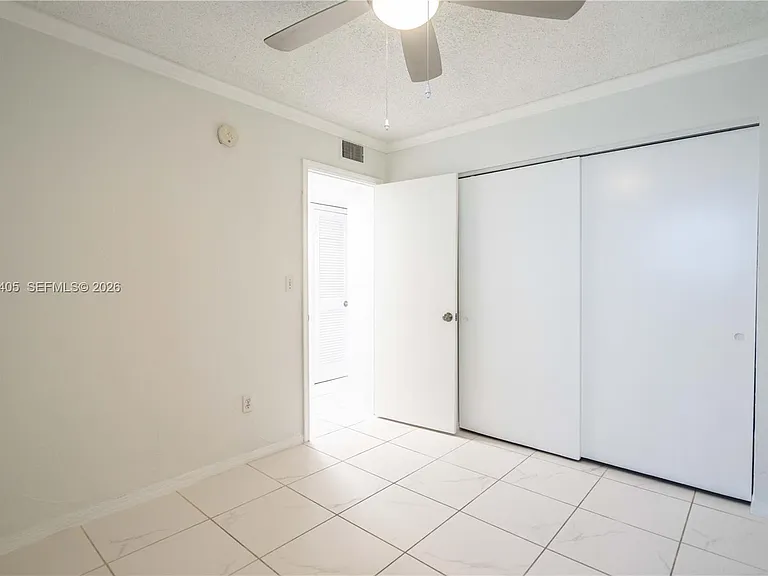 3265 Virginia St #18 — Photo 10