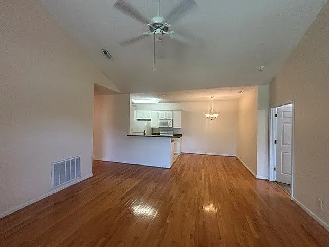 3139 Wisteria Ln #202 — Photo 13