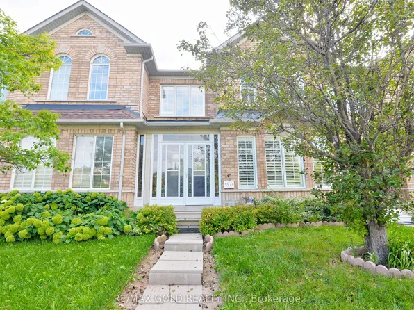 5974 10th Line W, Mississauga, ON L5M 6S9