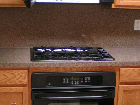 Kitchen - (Stove & Microwave)