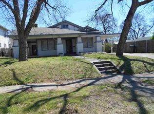 806 D St NW, Ardmore, OK 73401