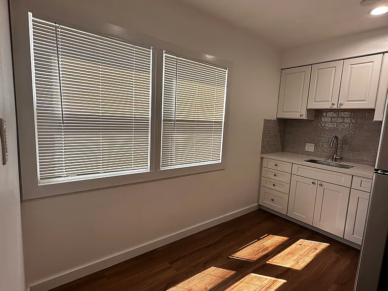 323 N Chevy Chase Dr #A — Photo 7