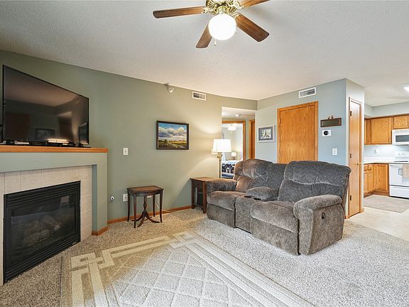 3rd image of 600 Colton Cir NE Unit 8