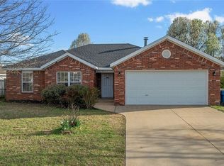 4601 SW Limestone Ave, Bentonville, AR 72712