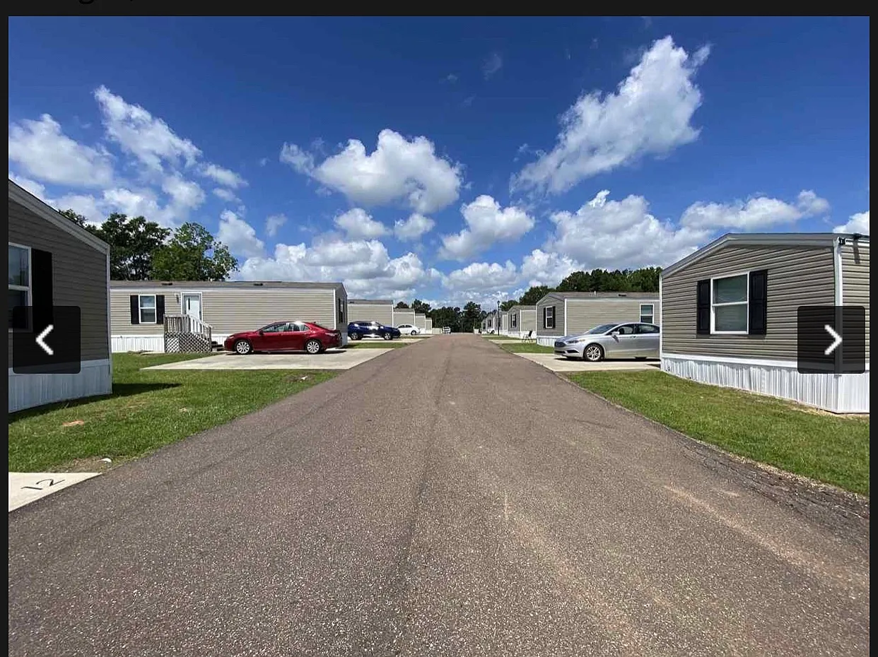 3 bed, 952 sqft, $1,150 — Photo 2