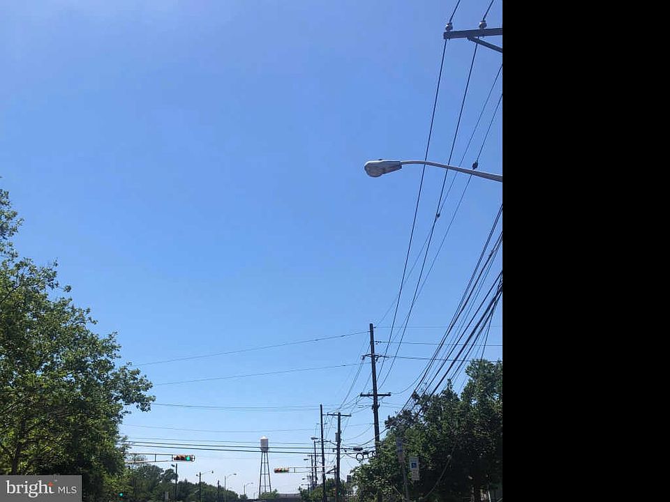 2nd image of 817 Morgan St