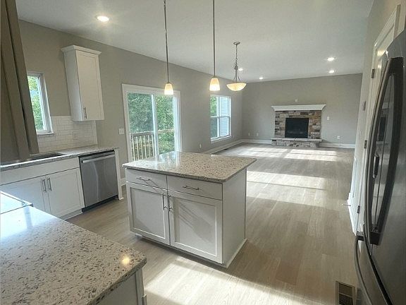 4th image of 3378 Ponderosa Trl