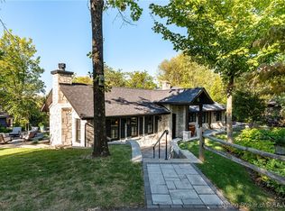 207 Highland Ave, New Albany, IN 47150