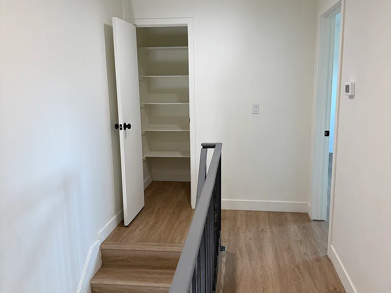 15624 Larch Ave — Photo 7