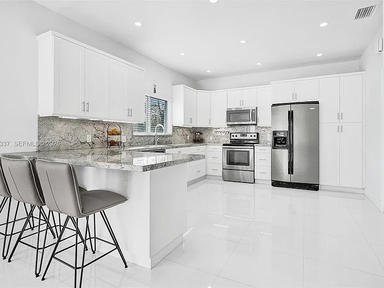 1102 Meadowlark Ave — Photo 22