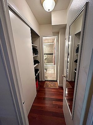 5th image of 279 E 44th St APT 8H