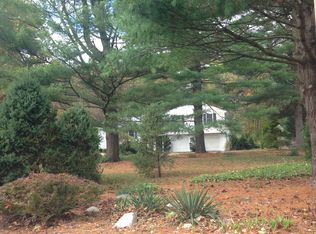 22 Winsor Ln, Topsfield, MA 01983