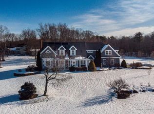 7 Ladyslipper Ln, Falmouth, ME 04105