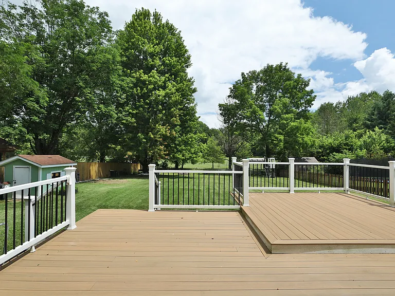 293 Sumption Dr — Photo 32
