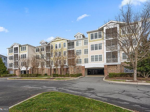 3rd image of 31568 Winterberry Pkwy Unit 310