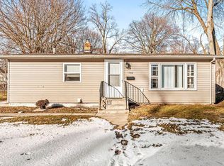 1102 W Wolf Ave, Elkhart, IN 46516